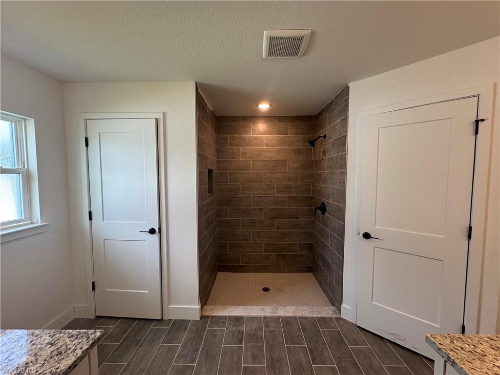 302 SE 1st TER photo 23