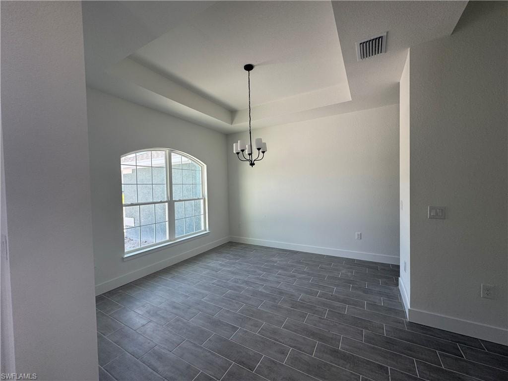 302 SE 1st TER photo 7