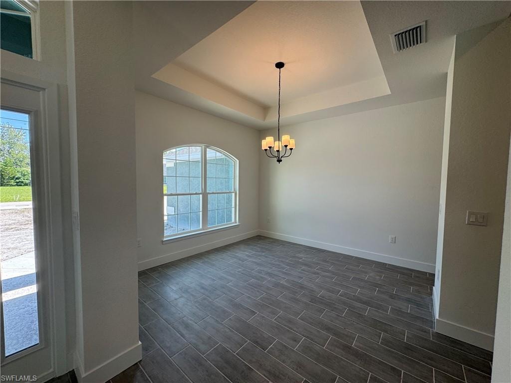302 SE 1st TER photo 10