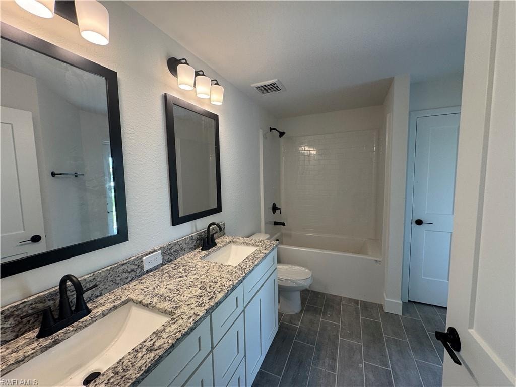 302 SE 1st TER photo 18