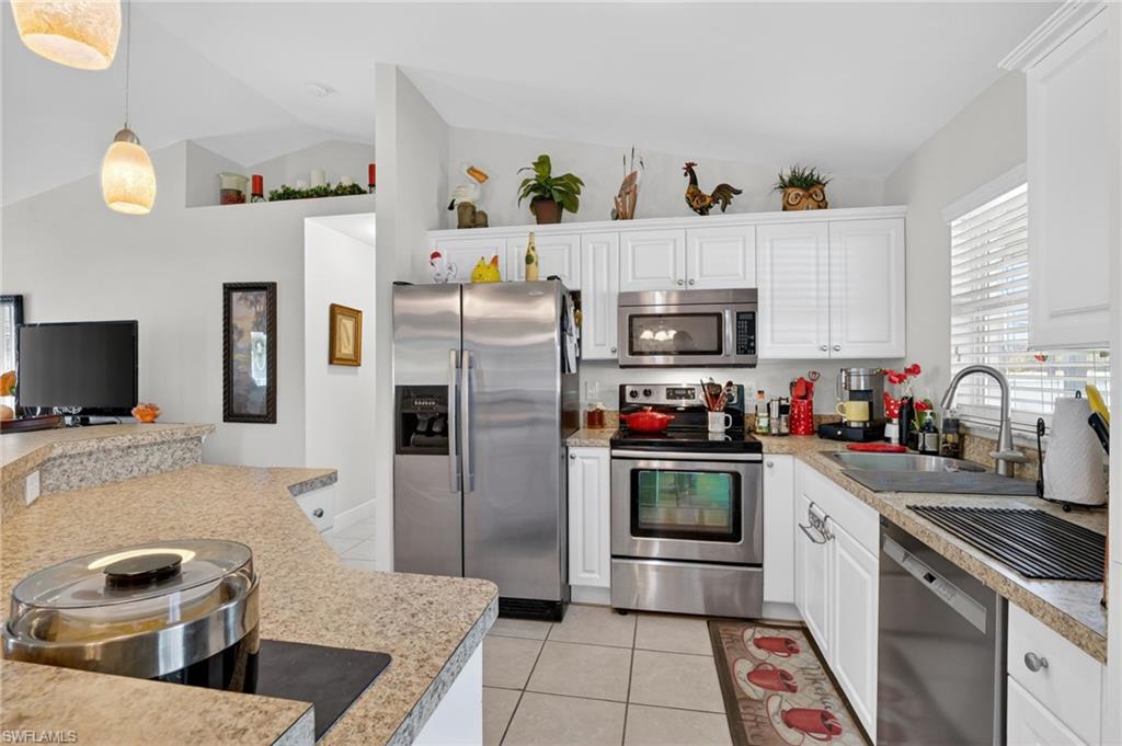 3820 SW 20th AVE photo 13