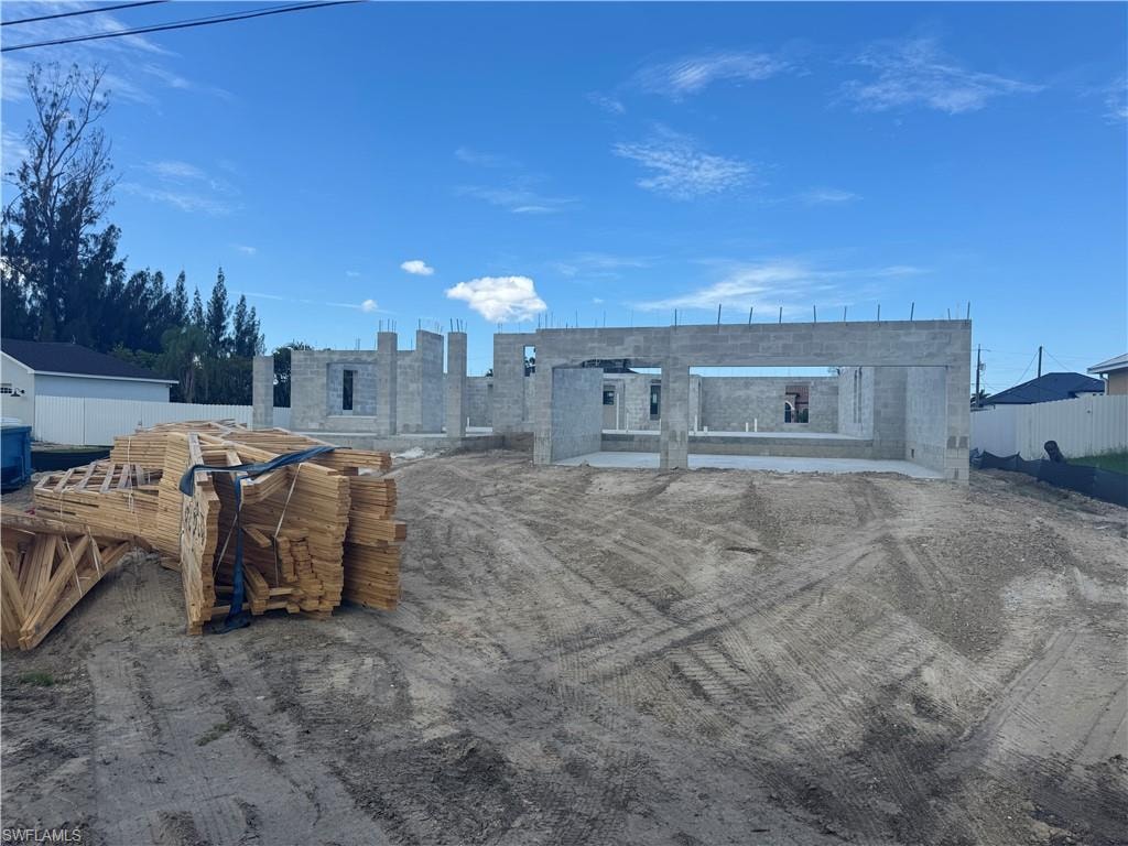 2320 NW 35th PL