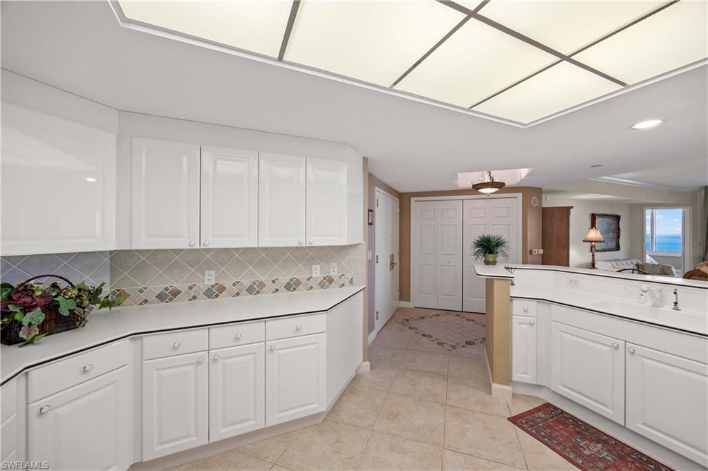 7117 Pelican Bay BLVD 1508 photo 13