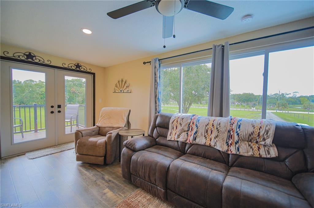 5961 Pangola RD photo 20