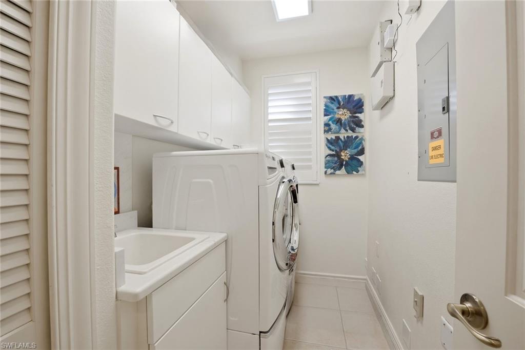 729 Regency Reserve CIR 5501 photo 27