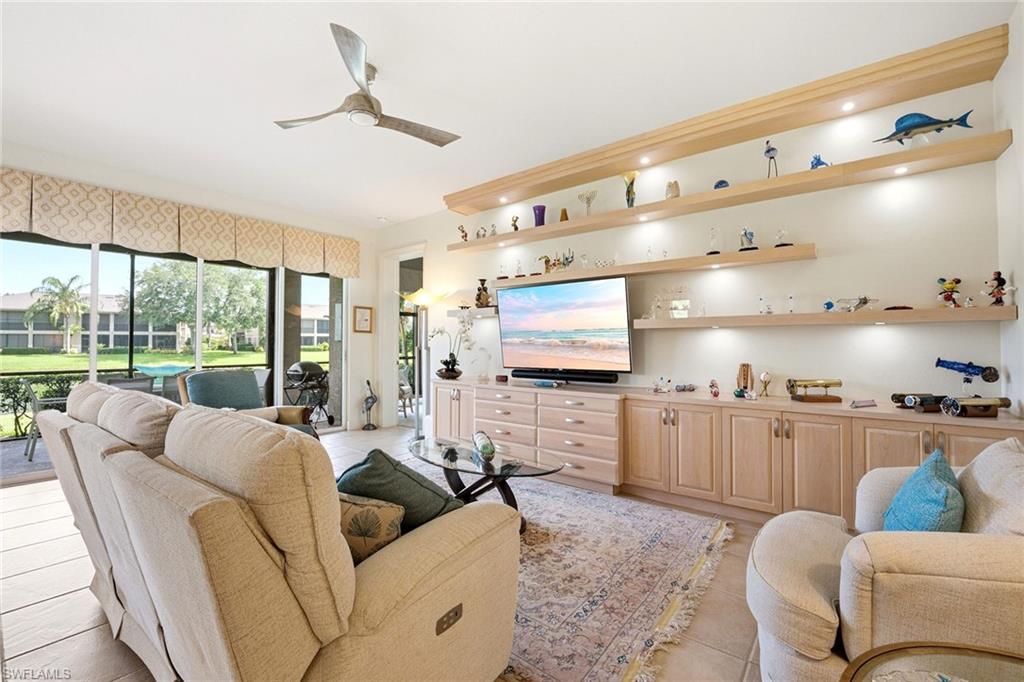 729 Regency Reserve CIR 5501 photo 6