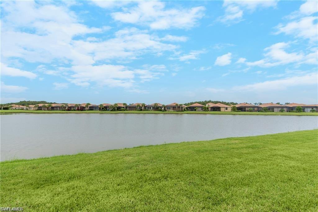 10284 Livorno DR photo 21