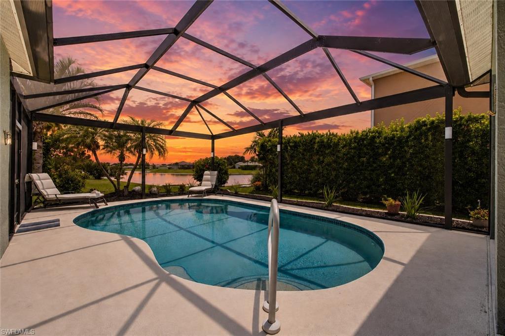 New Picture Window Pool Cage with Lanai Lights