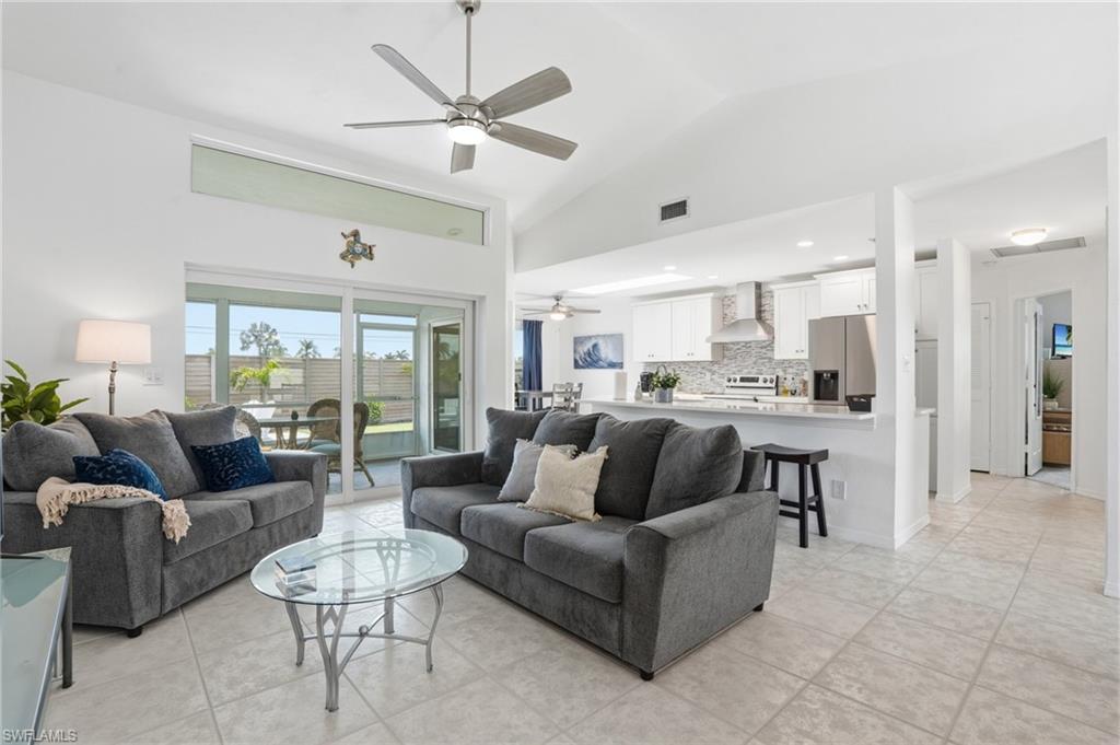 132 Bordeaux CIR