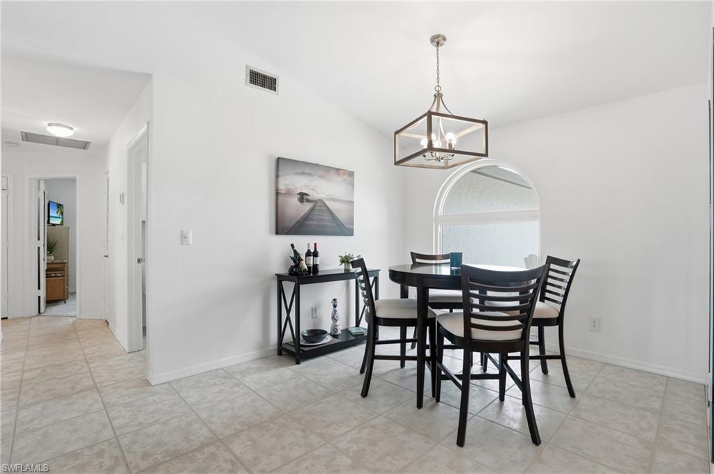132 Bordeaux CIR photo 22