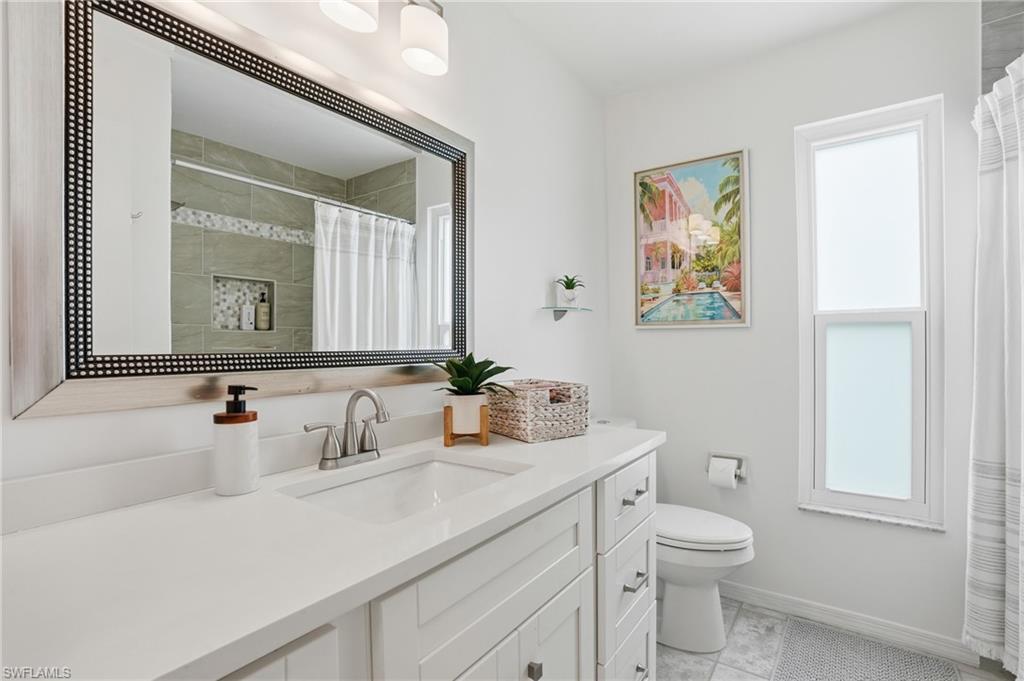 132 Bordeaux CIR photo 28