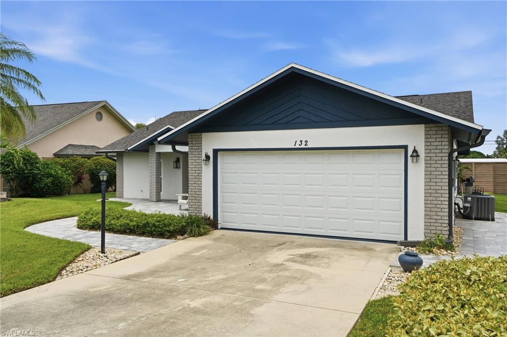 132 Bordeaux CIR photo 40
