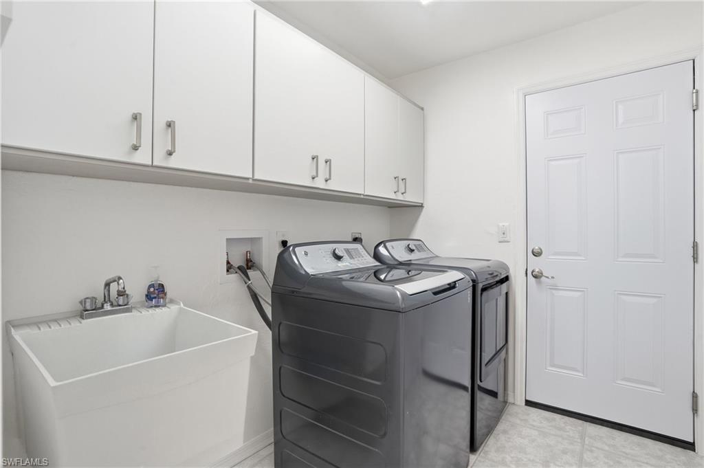 132 Bordeaux CIR photo 29