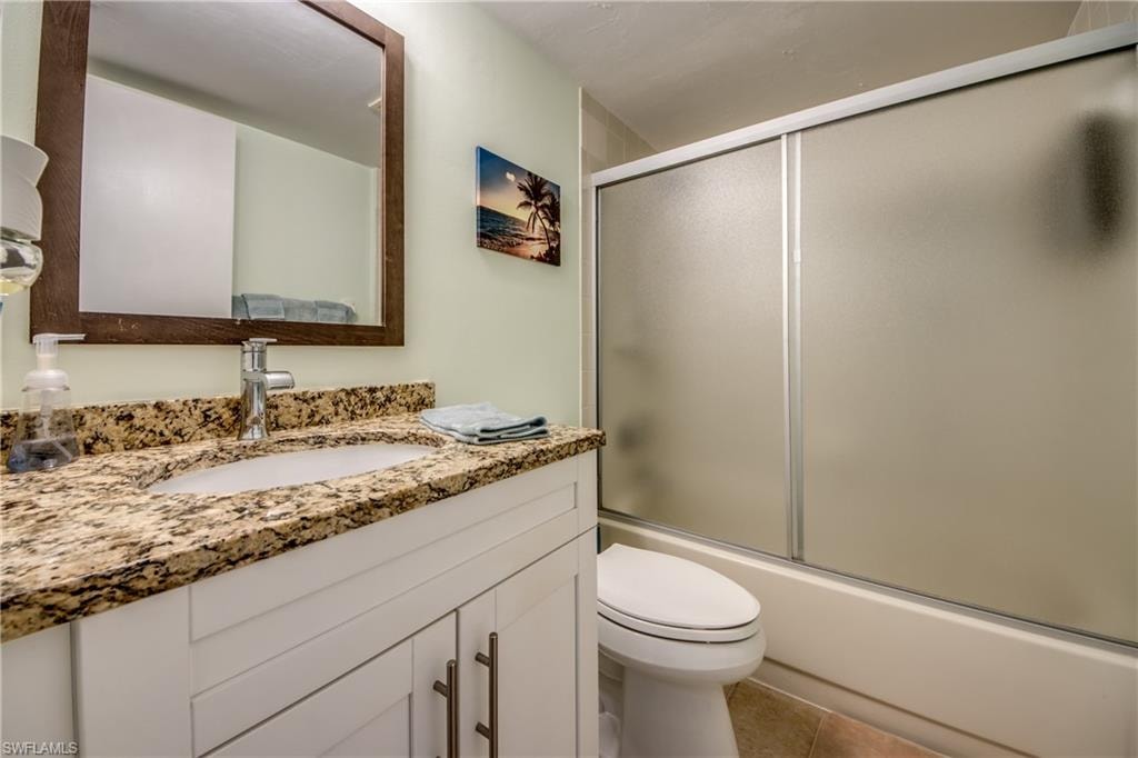 4904 Vincennes CT 108 photo 30
