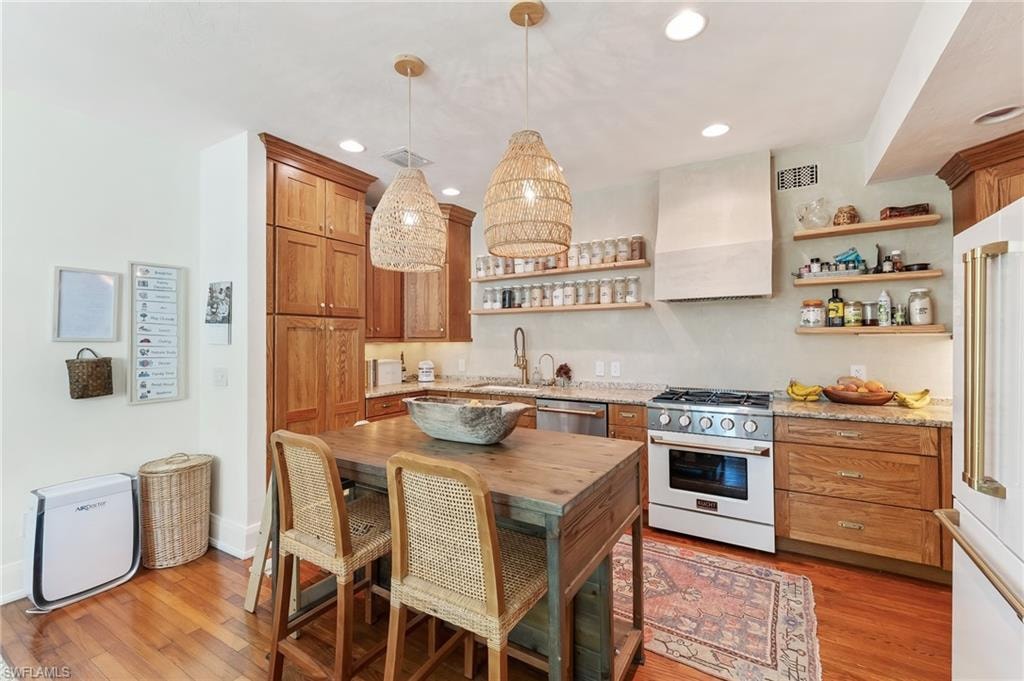 1717 Sunset PL photo 6