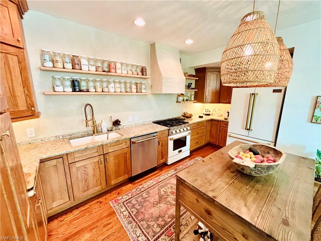 1717 Sunset PL photo 8
