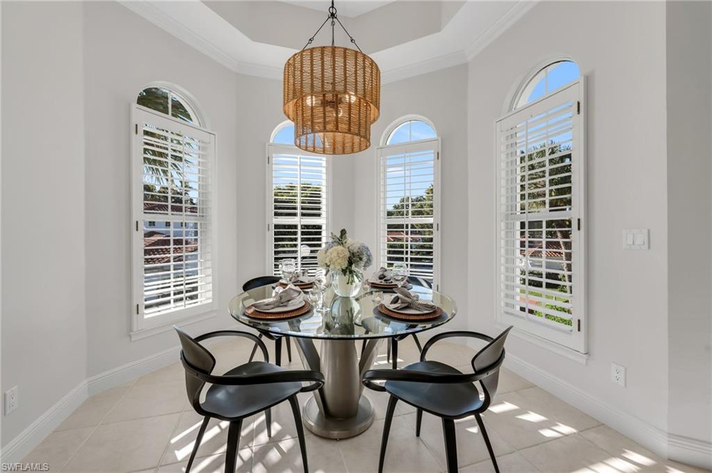 Ready for your morning coffee in the sun-drenched dinette?  What a great way to begin your mornings!
