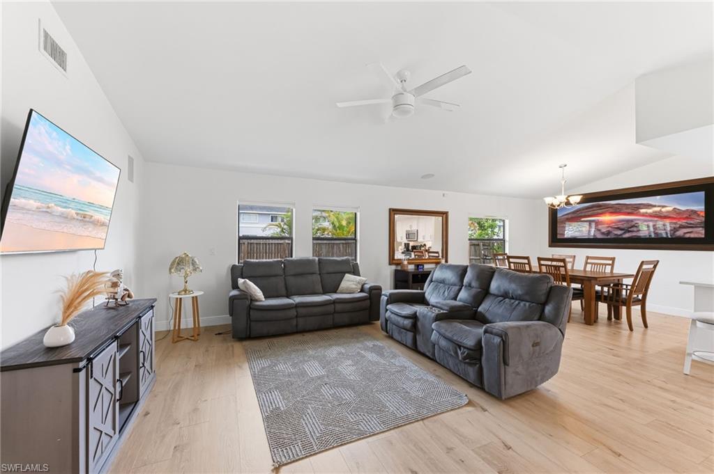 10333 Sandy Hollow LN photo 7
