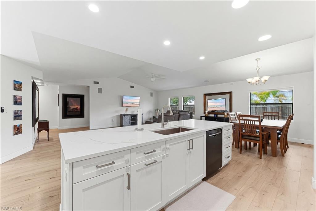 10333 Sandy Hollow LN