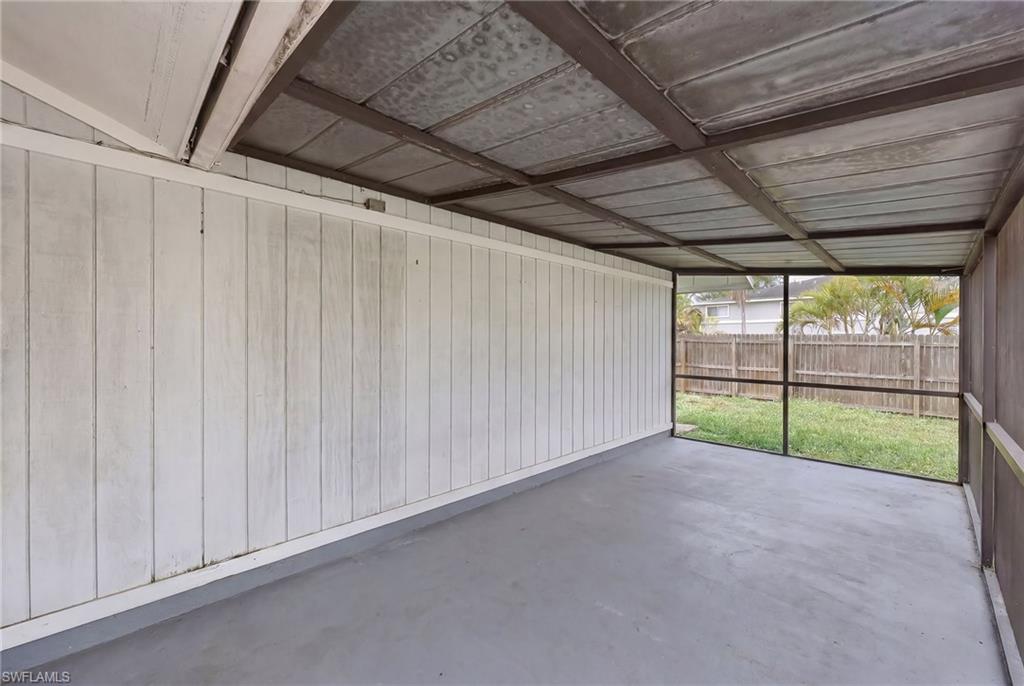 10333 Sandy Hollow LN photo 20