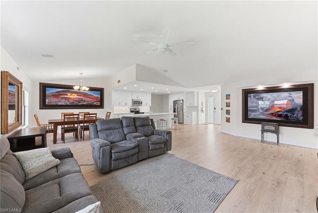 10333 Sandy Hollow LN photo 9