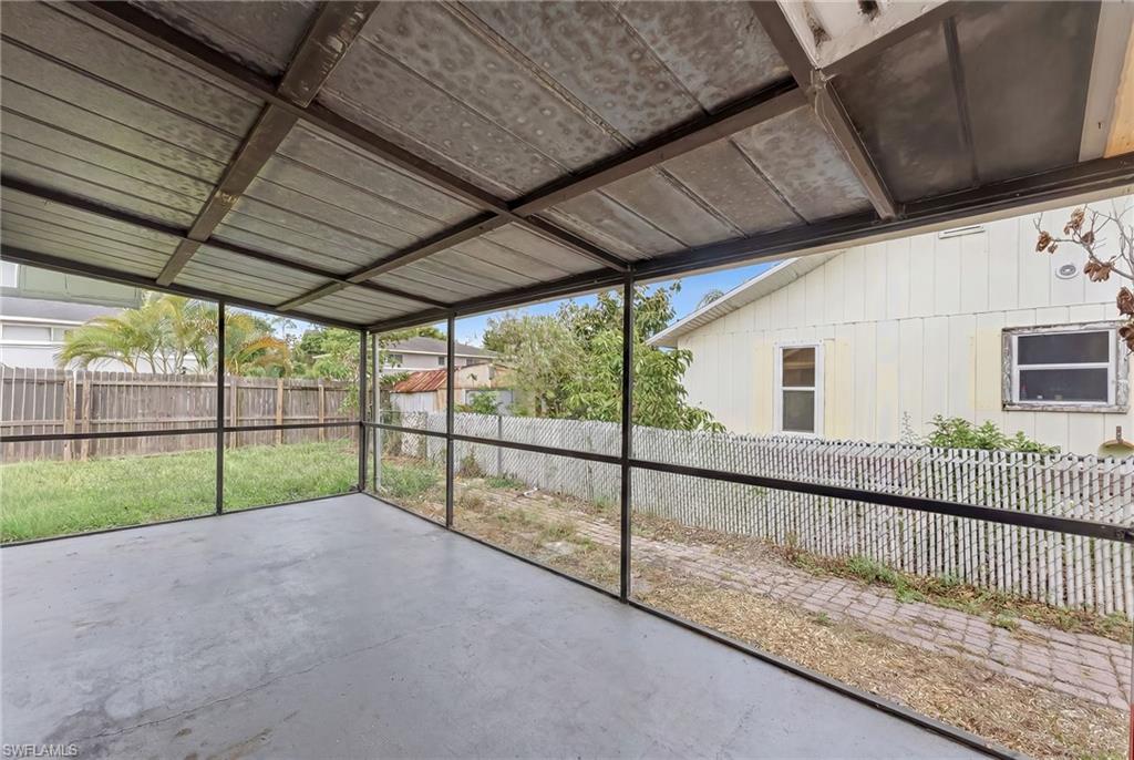 10333 Sandy Hollow LN photo 19