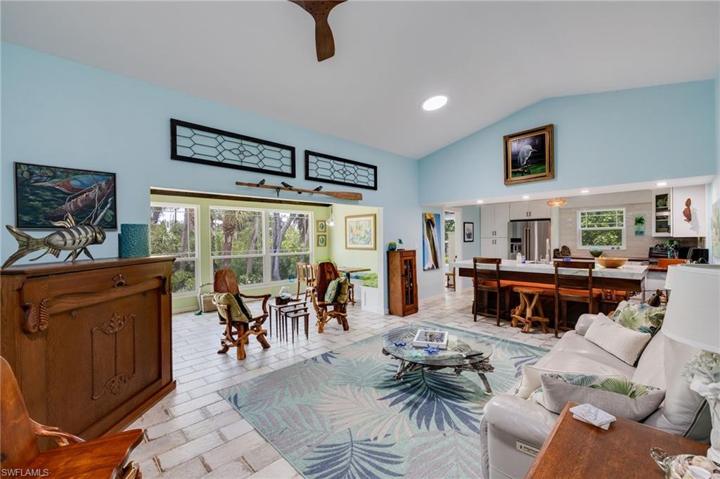 1318 Junonia ST photo 6