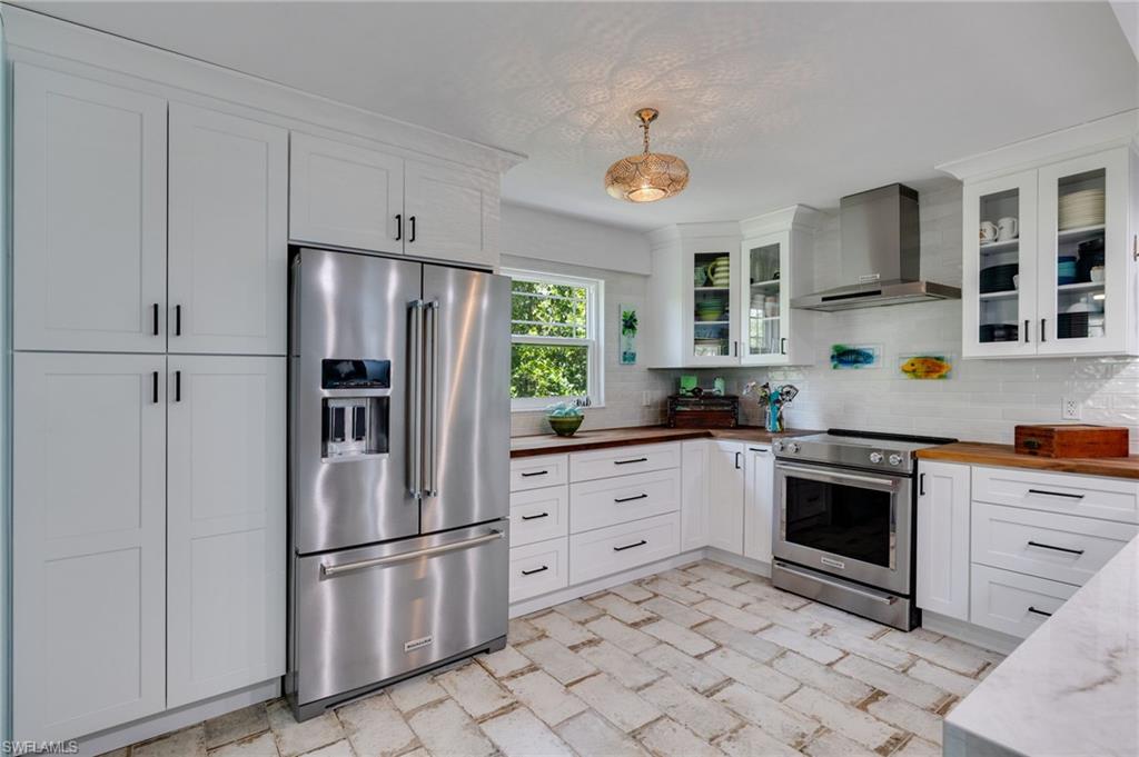 1318 Junonia ST photo 13