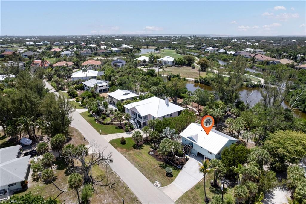 1318 Junonia ST photo 35