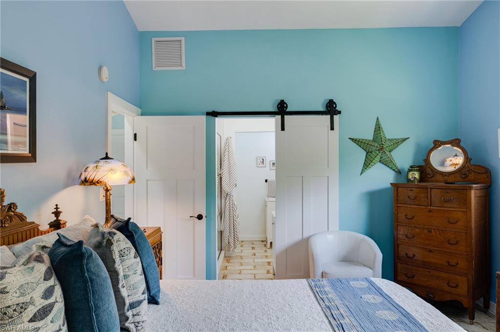 1318 Junonia ST photo 18