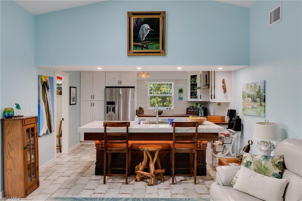 1318 Junonia ST photo 11