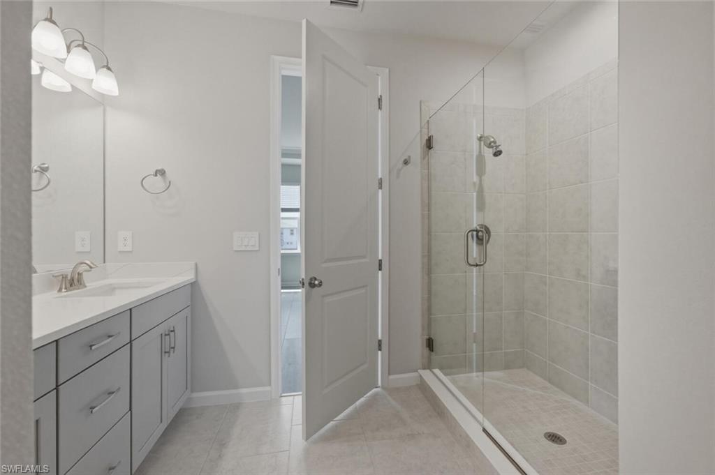 4551 Arboretum CIR 203 photo 12