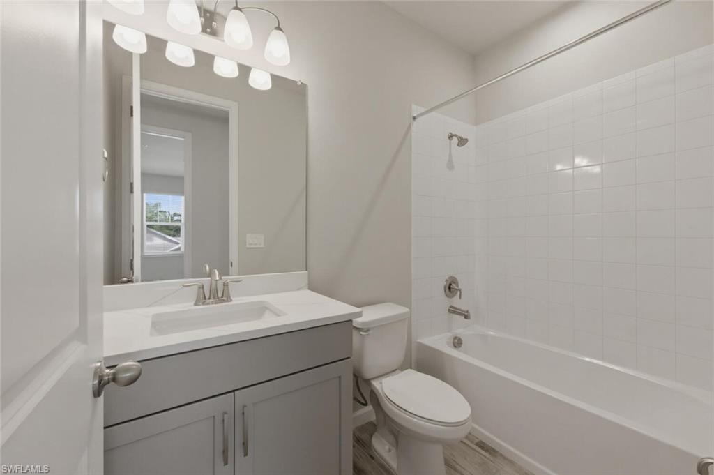 4551 Arboretum CIR 203 photo 22