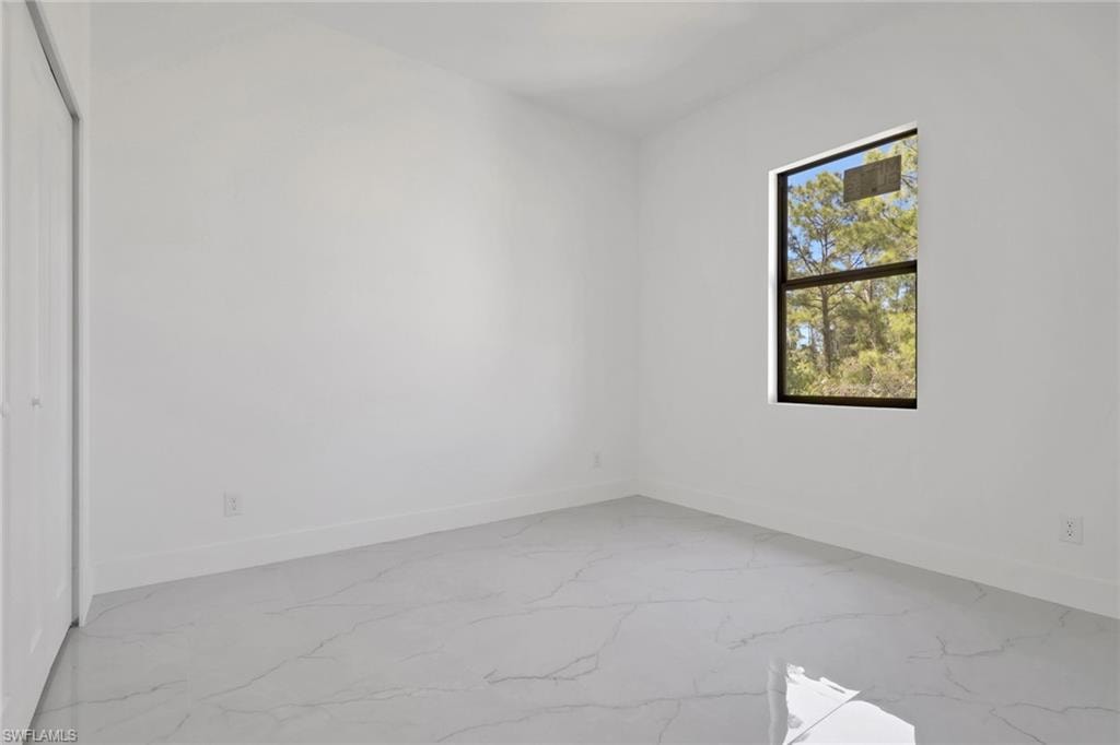 Guest bedroom 2