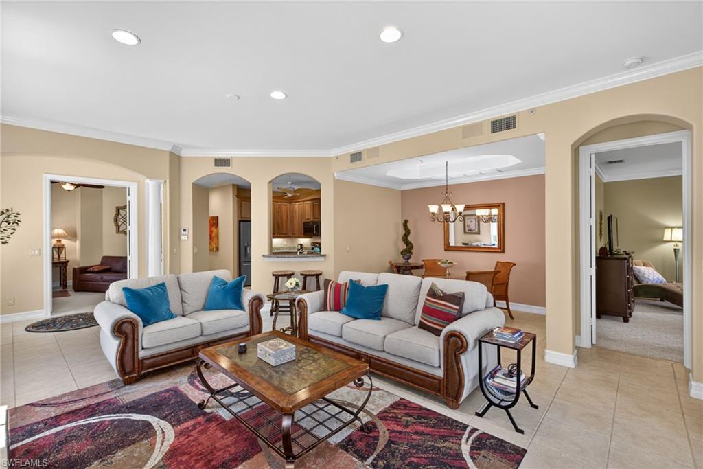 2638 BOLERO DR 401 photo 7