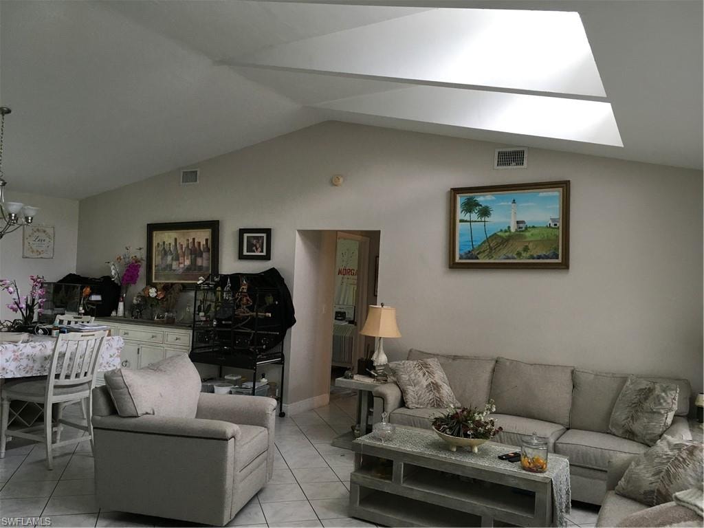 1202 SE 21st LN photo 7