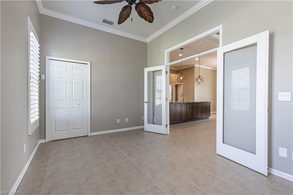 2529 SW 23rd PL photo 9