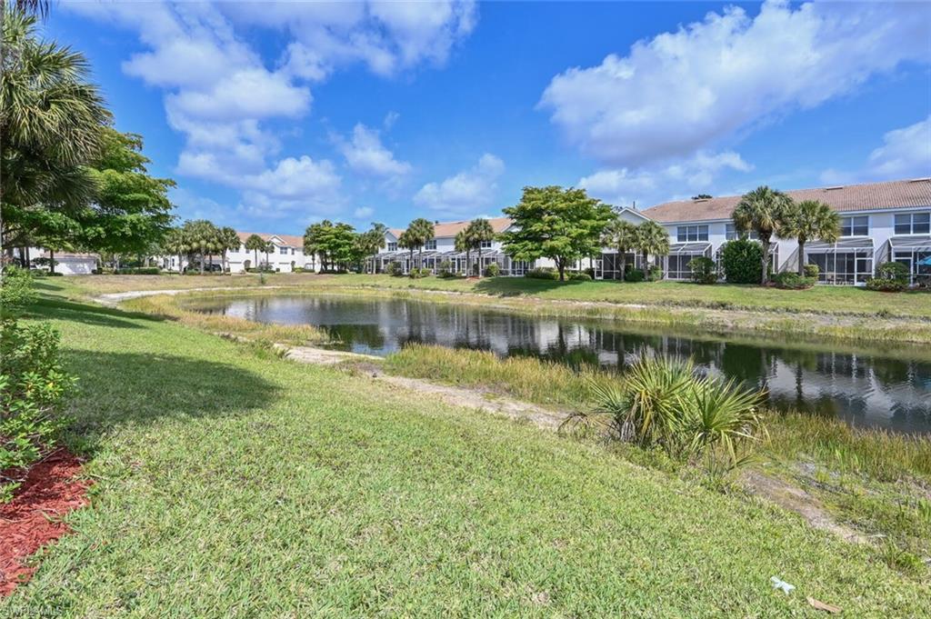 981 Hampton CIR 119 photo 25