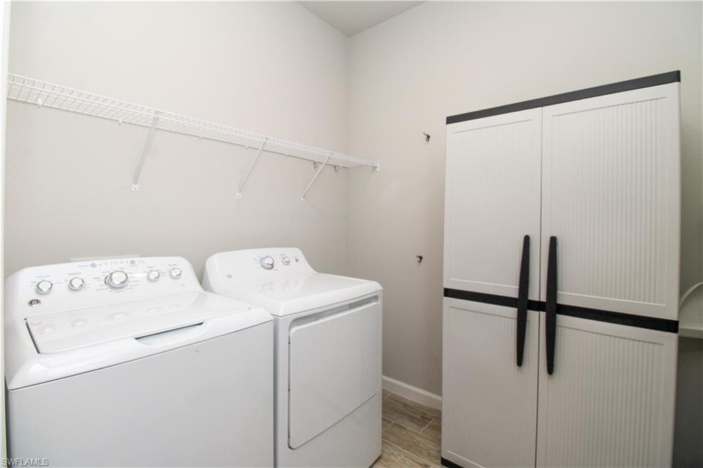 4692 Arboretum CIR 102 photo 16