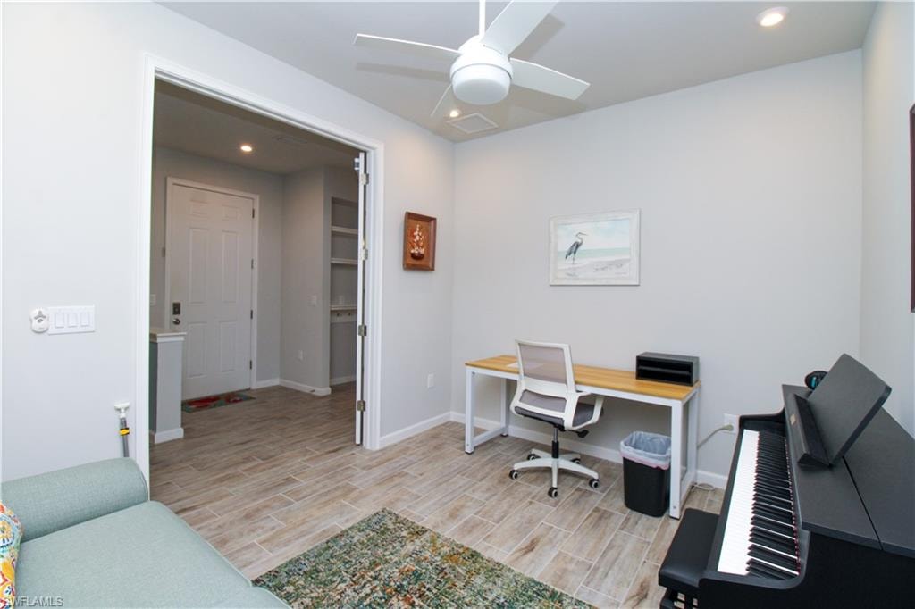 4692 Arboretum CIR 102 photo 26