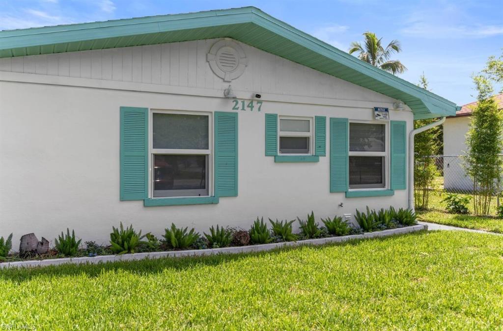 2147 Washington AVE A photo 32