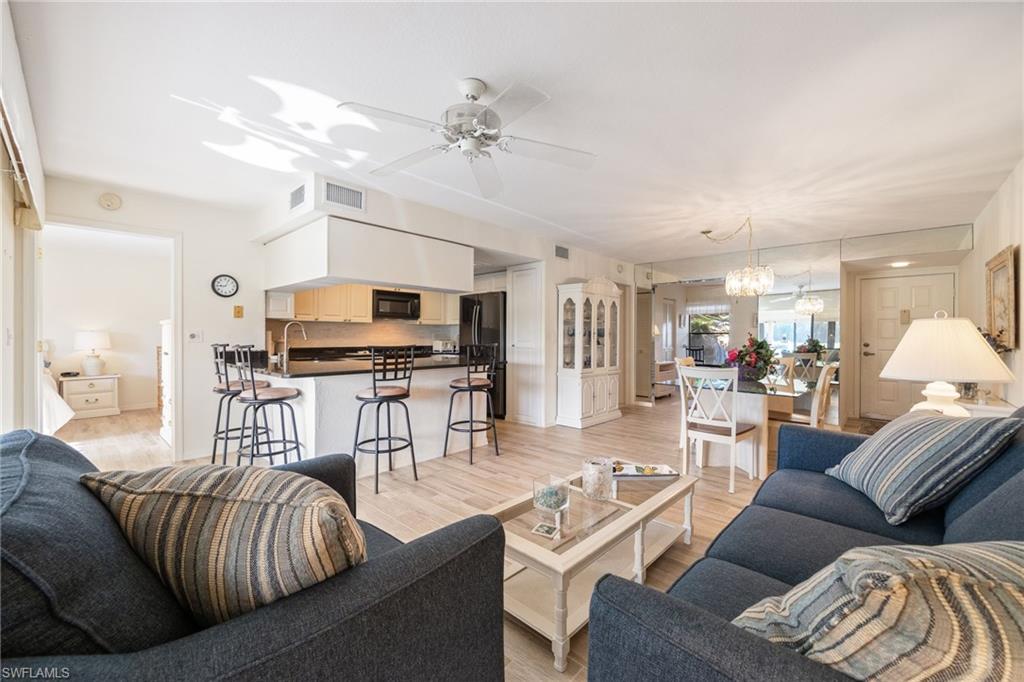 5905 Trailwinds DR 812 photo 13