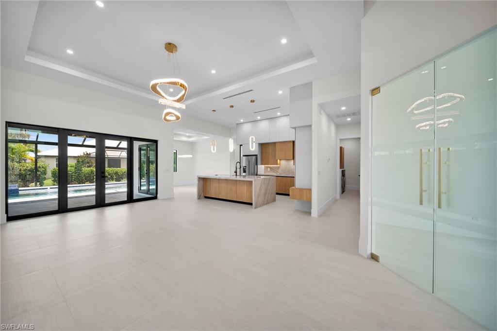 2644 SW 29th AVE
