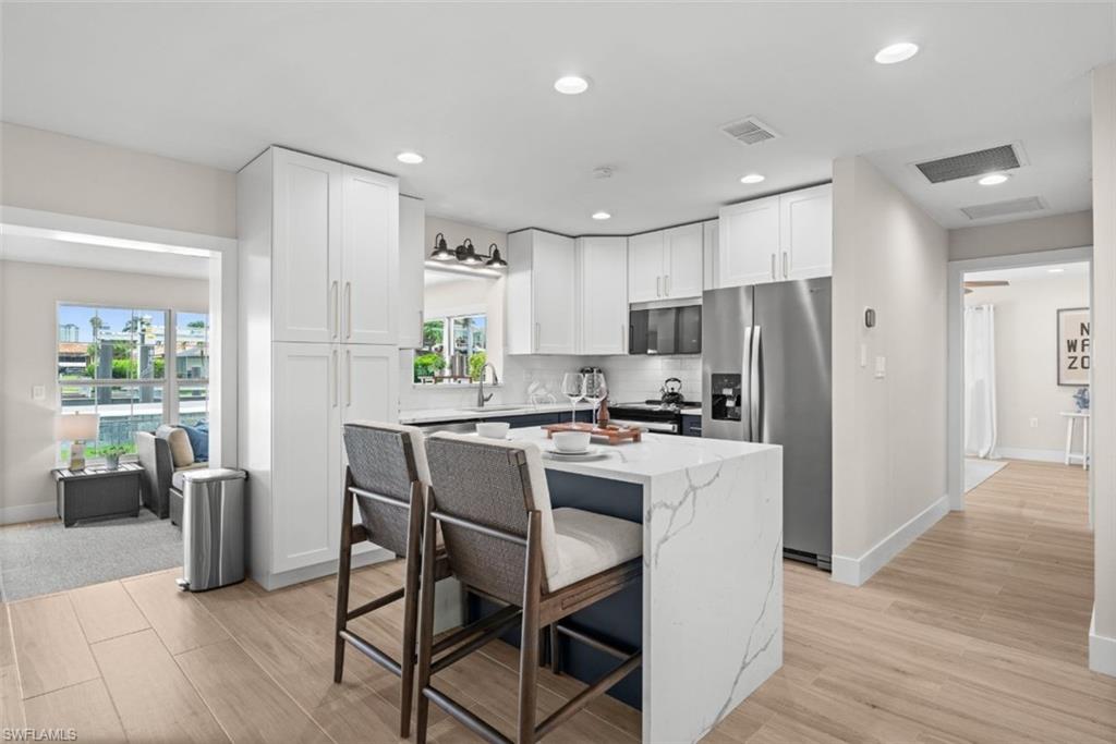 373 Egret AVE photo 6