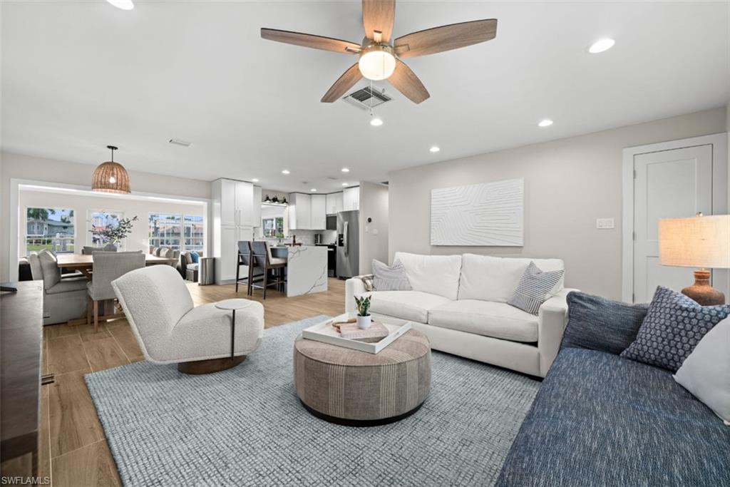 373 Egret AVE photo 9