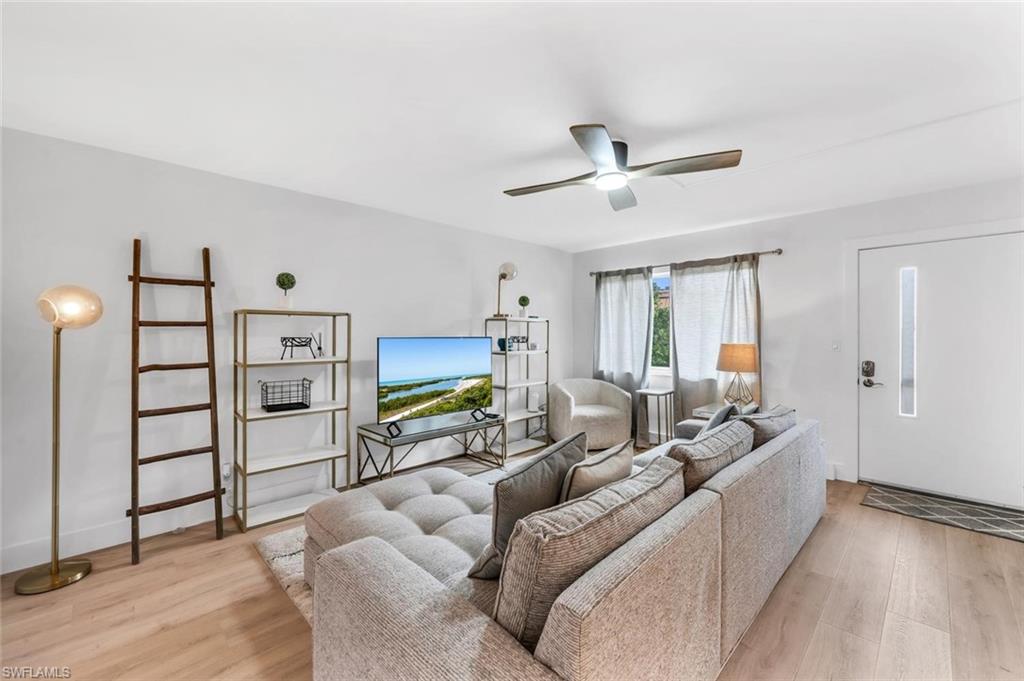 1100 Gulf Shore BLVD N 312 photo 6