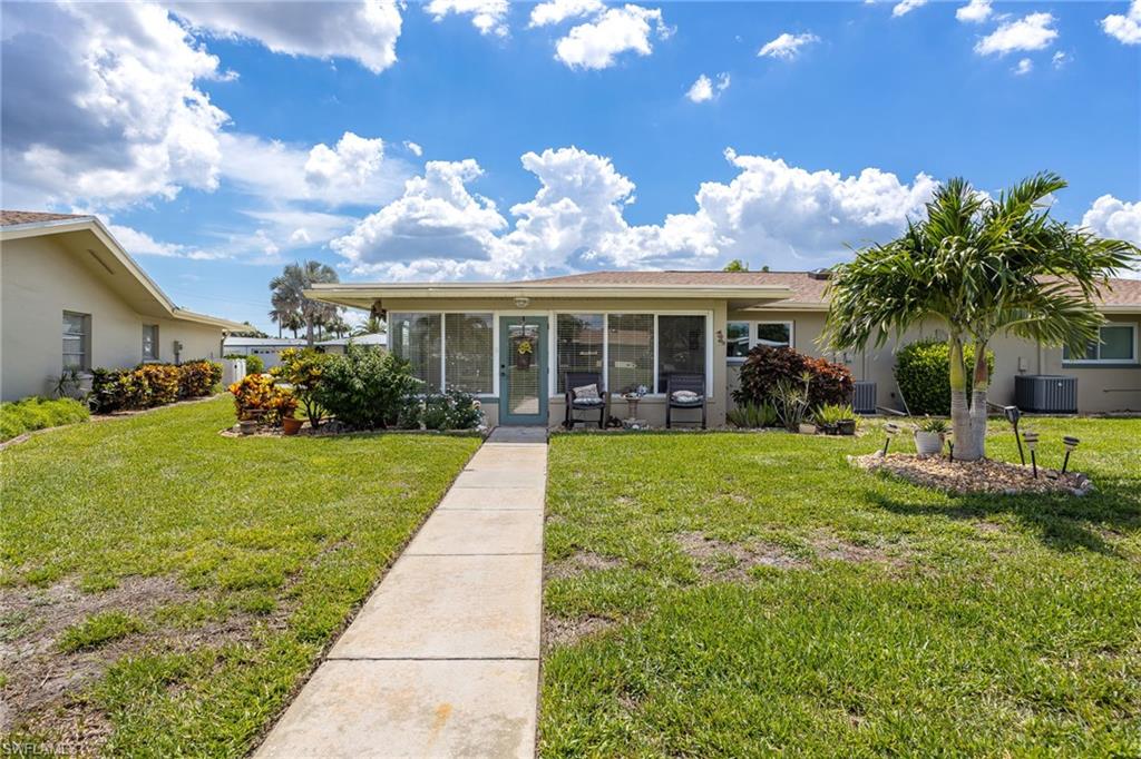 5585 Hamlet LN photo 37