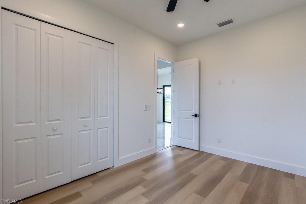5054 Benton ST photo 17