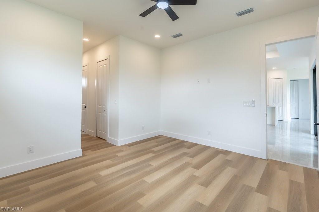 5054 Benton ST photo 22