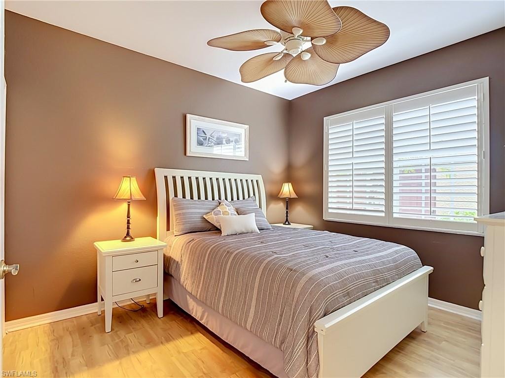 20071 Seagrove ST 1001 photo 28
